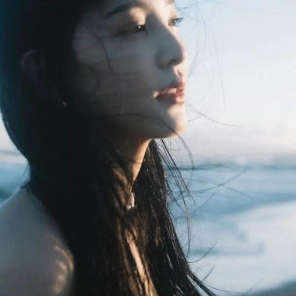 女军官与魔鬼